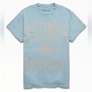Columbia University powder blue graphic shirt size S/M